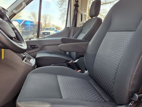 Used 2023 Ford Transit 350 XLT RWD image 3