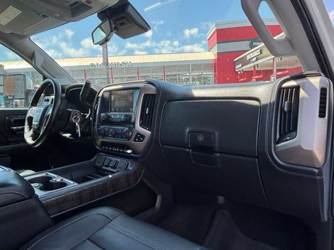 Used 2015 GMC Sierra 2500 Denali w/ Duramax Plus Package AWD/4WD image 25