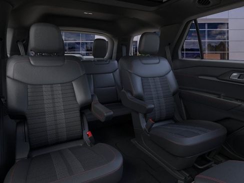 Used 2026 Ford Explorer ST-Line w/ ST-Line Street Pack AWD/4WD image 11