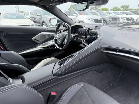 Used 2024 Chevrolet Corvette Z06 RWD image 13