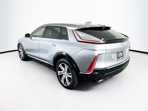 Used 2024 Cadillac Lyriq Tech RWD image 5