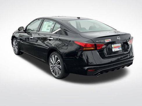 New 2025 Nissan Altima 2.5 SL image 3