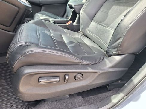 Used 2020 Honda CR-V EX-L image 10