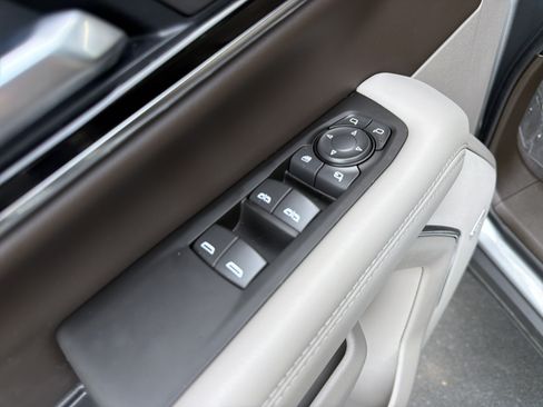 Used 2026 GMC Yukon Elevation RWD image 15