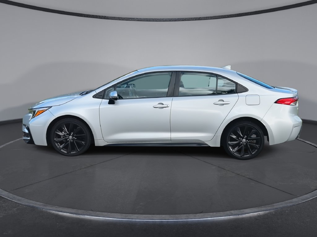 Used 2023 Toyota Corolla SE FWD image 5