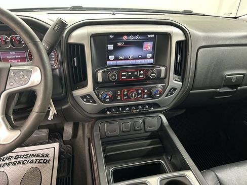 Used 2015 GMC Sierra 1500 SLT w/ SLT Crew Cab Value Package AWD/4WD image 18