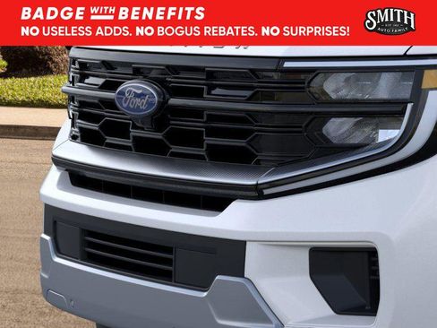 New 2026 Ford Expedition Platinum w/ Driver's Package image 18