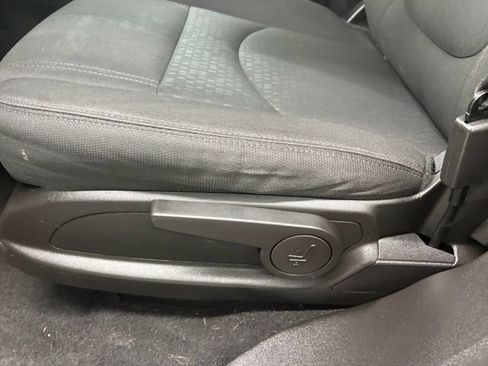 Used 2015 GMC Acadia SLE AWD/4WD image 12