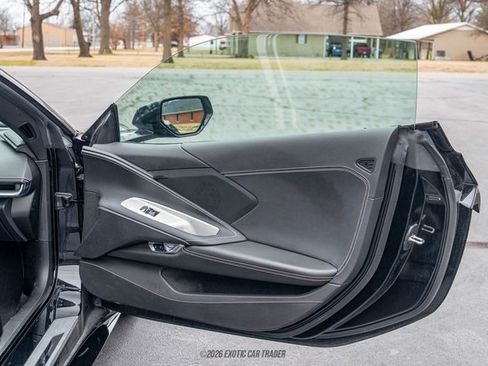 Used 2023 Chevrolet Corvette Stingray Coupe w/ Chrome Exterior Badge Package image 31