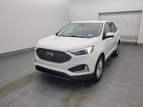 Used 2023 Ford Edge SEL image 15