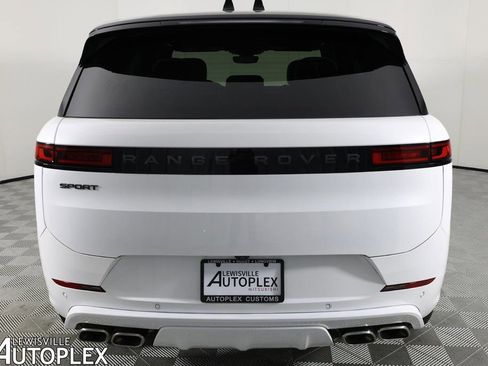 Used 2025 Land Rover Range Rover Sport Dynamic SE image 6