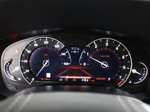 Used 2019 BMW 530i w/ Convenience Package image 38