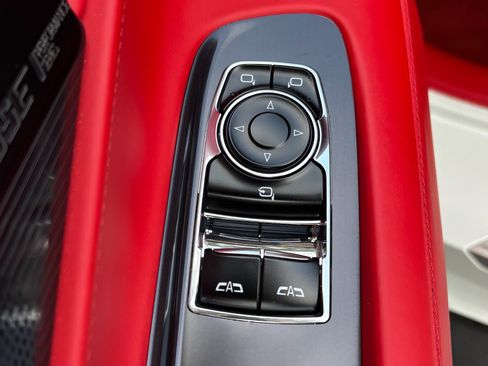 Used 2024 Chevrolet Corvette Stingray Premium Cpe w/ Z51 Performance Package RWD image 43