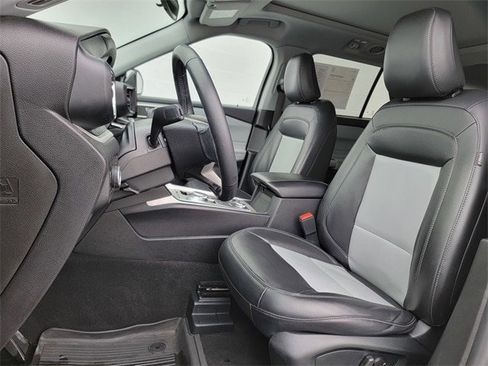 Certified 2023 Ford Explorer XLT w/ Equipment Group 202A image 20