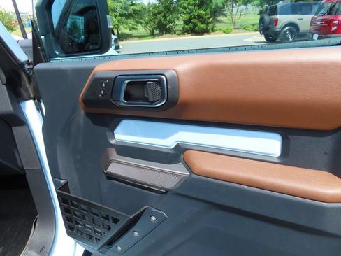 Used 2023 Ford Bronco Heritage Edition AWD/4WD image 34