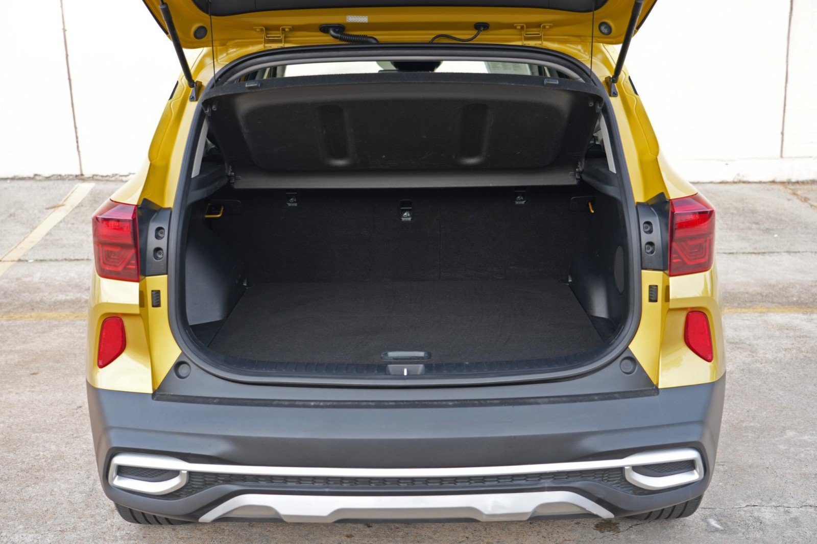 Used 2021 Kia Seltos SX w/ SX Sunroof Package AWD/4WD image 9