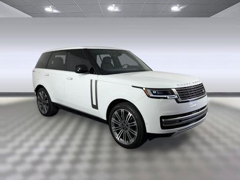 Used 2025 Land Rover Range Rover SE AWD/4WD image 7