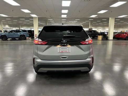 Used 2024 Ford Edge SEL w/ Convenience Package AWD/4WD image 6