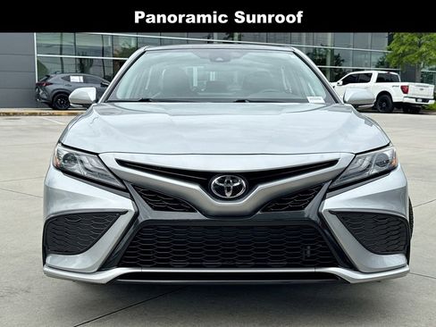 Used 2021 Toyota Camry XSE FWD image 4