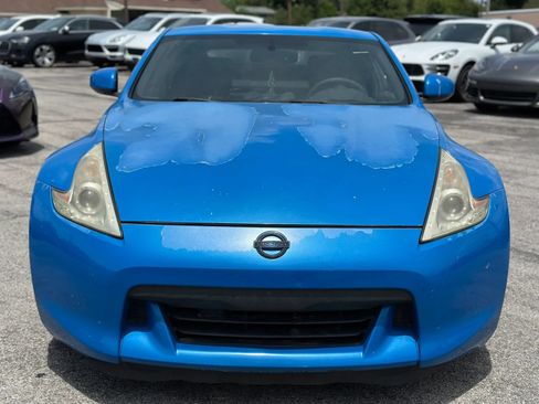 Used 2009 Nissan 370Z Touring w/ Sport Pkg RWD image 2