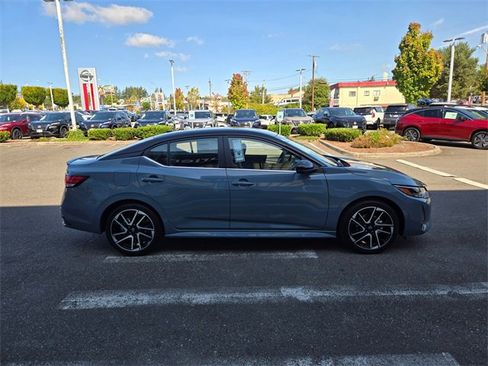New 2025 Nissan Sentra SR w/ SR Premium Package image 4