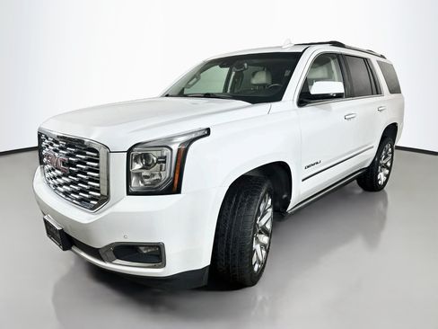 Used 2019 GMC Yukon Denali AWD/4WD image 3