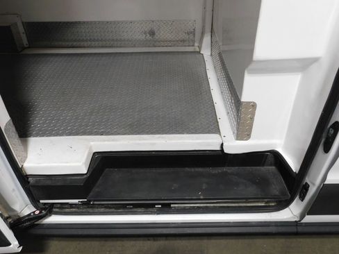 Used 2023 Ford Transit 250 High Roof AWD w/ Exterior Upgrade Package image 31