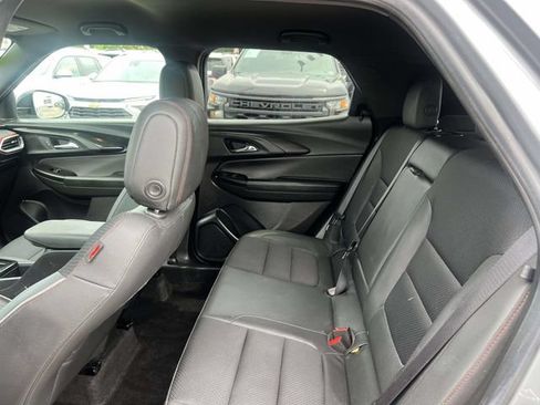 Used 2023 Chevrolet TrailBlazer RS FWD image 12