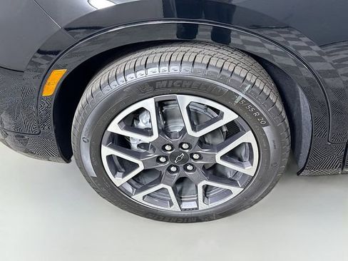 New 2025 Chevrolet Blazer RS w/ Enhanced Convenience Package image 32