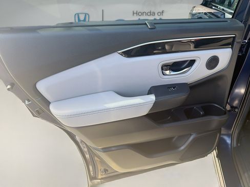 Certified 2024 Honda Pilot EX-L image 25