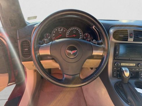 Used 2006 Chevrolet Corvette Convertible w/ Preferred Equipment Group RWD image 14