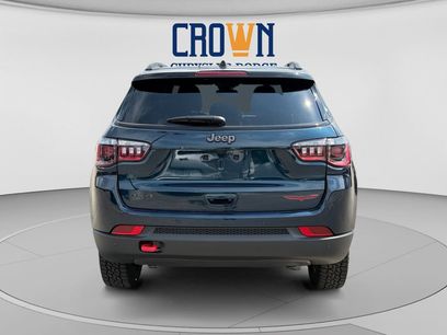 New 2026 Jeep Compass Trailhawk w/ Sun, Sound & Navigation Group