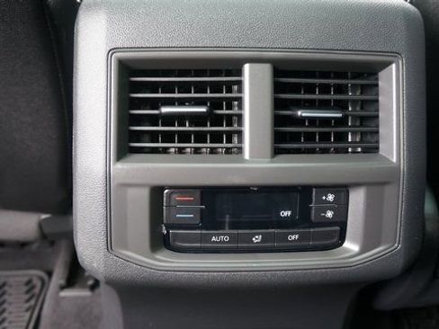 Certified 2023 Volkswagen Atlas SE w/ Panoramic Sunroof Package image 41