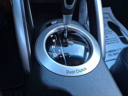 Used 2016 Hyundai Veloster w/ Option Group 02 image 25