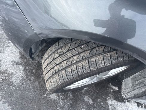 Used 2015 Ford Fusion SE image 12