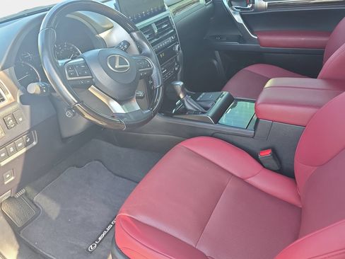 Used 2023 Lexus GX 460 Premium w/ Premium Package AWD/4WD image 15