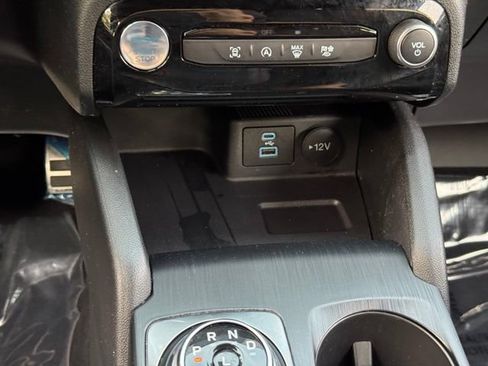 Used 2023 Ford Escape ST-Line w/ Tech Pack #1 AWD/4WD image 13