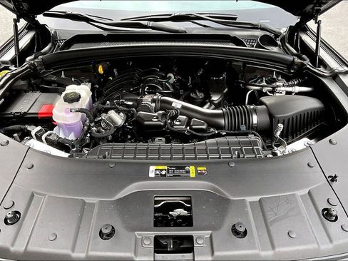 New 2025 Jeep Grand Cherokee Altitude AWD/4WD image 10