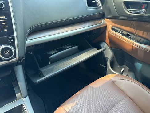 Used 2019 Subaru Outback 2.5i Touring AWD/4WD image 24