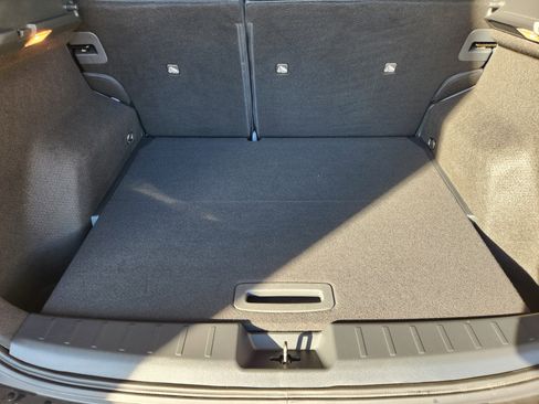 Used 2025 Nissan Kicks SV image 35