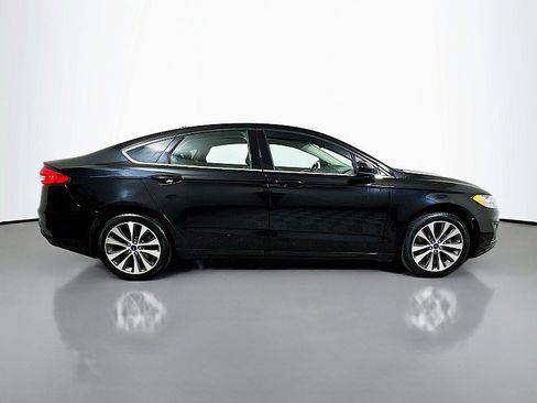 Used 2020 Ford Fusion SE AWD/4WD image 8