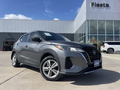 Certified 2022 Nissan Kicks S