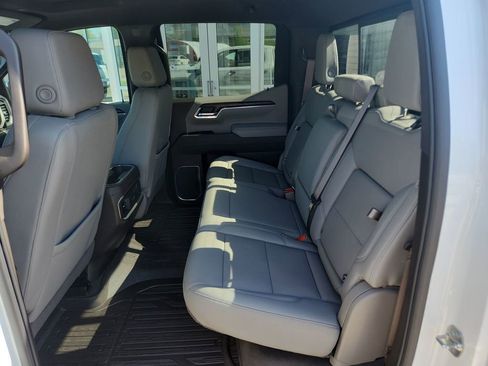 Certified 2025 GMC Sierra 1500 SLT w/ SLT Premium Plus Package AWD/4WD image 24