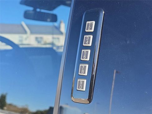 Used 2023 Ford F150 Limited image 13