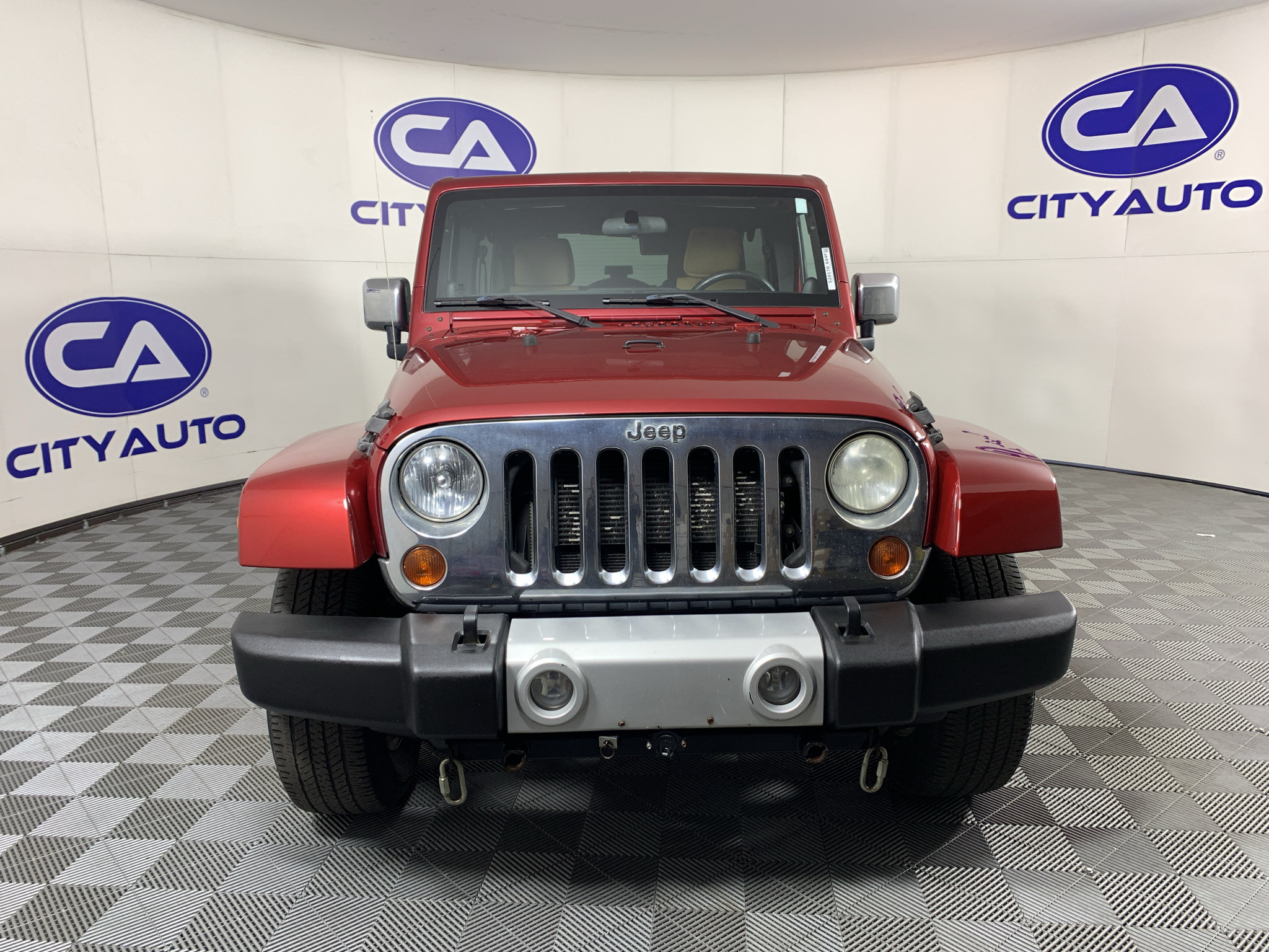 Used 2012 Jeep Wrangler Unlimited Sahara w/ Mopar Chrome Edition Group AWD/4WD image 9