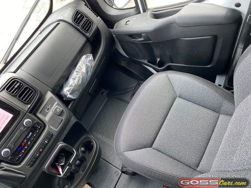 New 2026 RAM ProMaster 2500 w/ Convenience Group image 15
