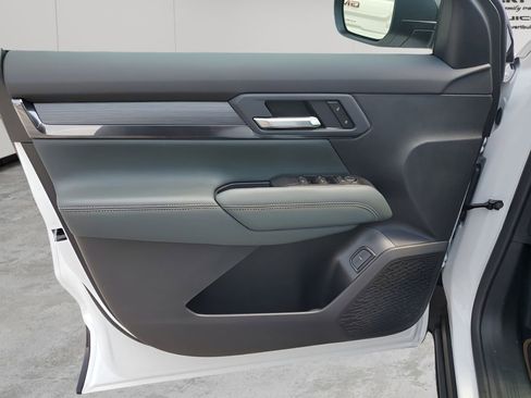 New 2026 GMC Terrain AT4 w/ Technology Package II image 25