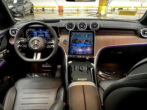 Used 2023 Mercedes-Benz GLC 300 4MATIC image 16