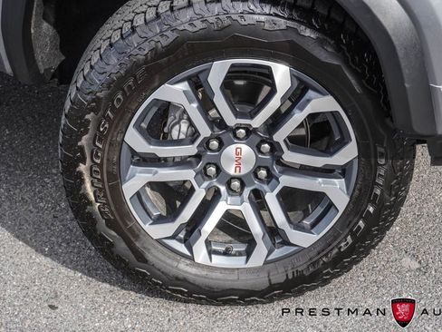 Used 2024 GMC Canyon AT4 AWD/4WD image 2