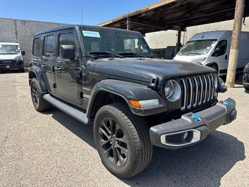 Used 2023 Jeep Wrangler Unlimited Sahara w/ Cold Weather Group AWD/4WD image 3